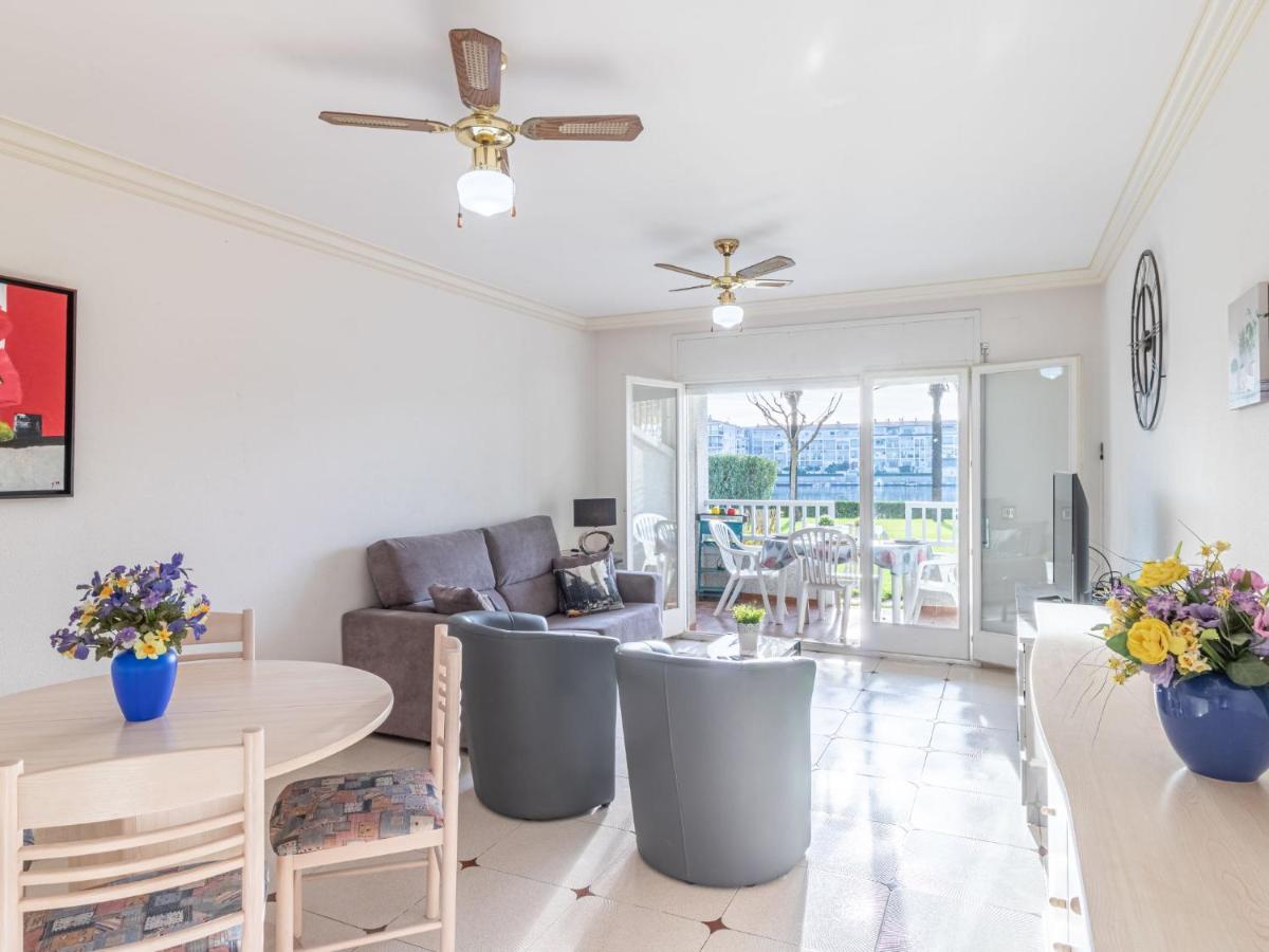 Apartment Sant Maurici By Interhome Емпуриабрава Екстериор снимка