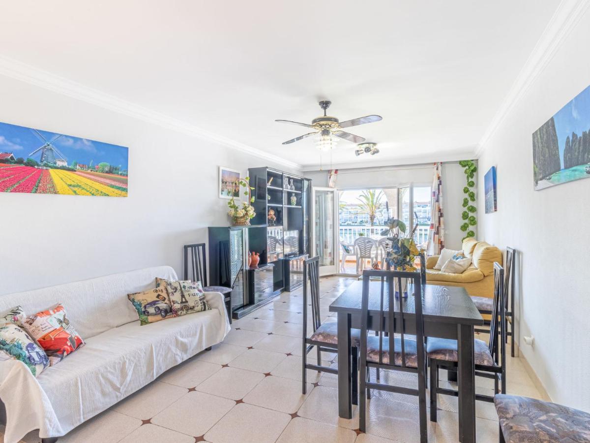 Apartment Sant Maurici By Interhome Емпуриабрава Екстериор снимка