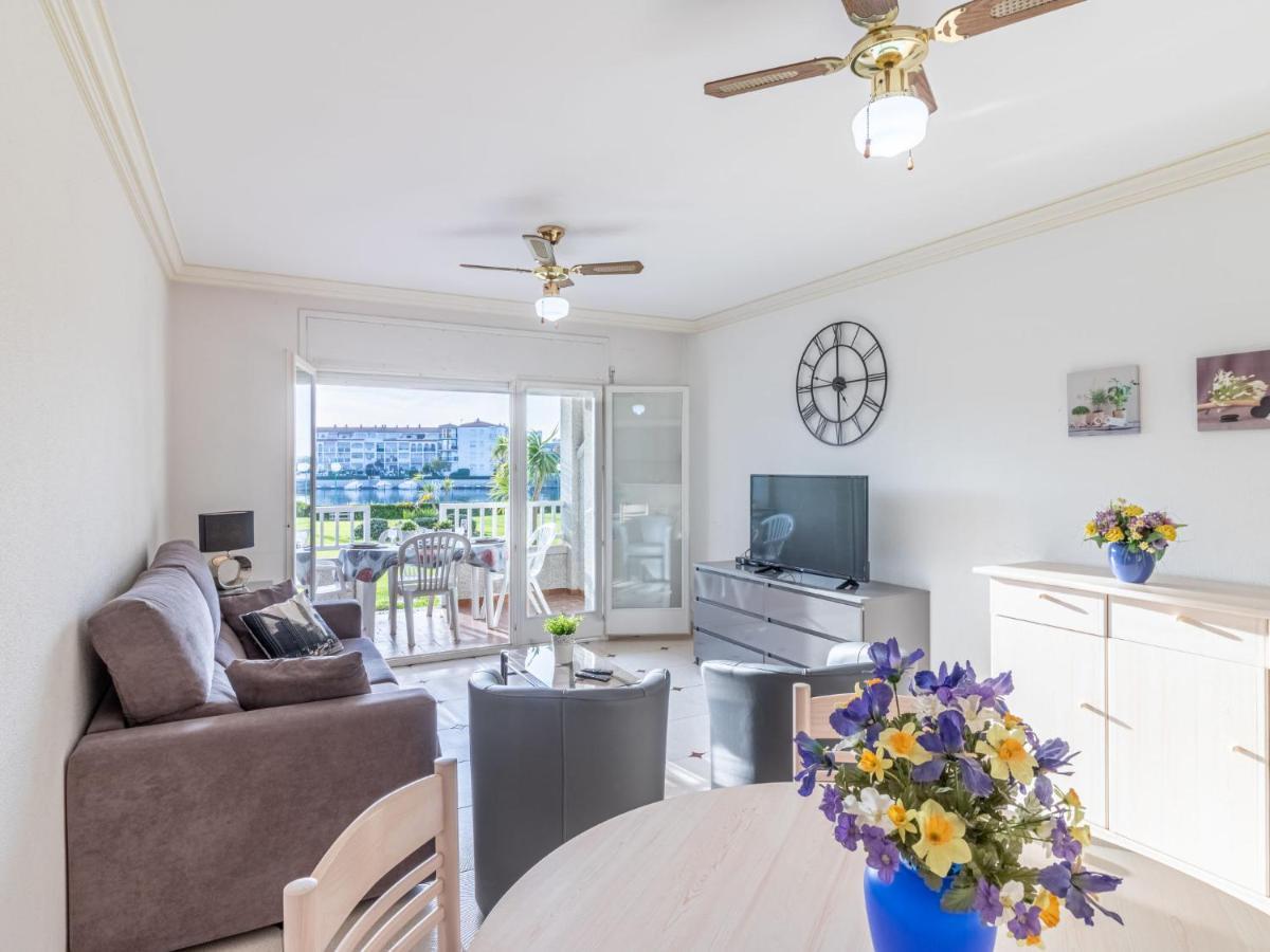 Apartment Sant Maurici By Interhome Емпуриабрава Екстериор снимка